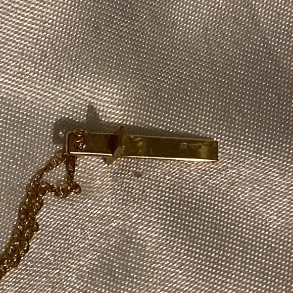 Swedged cross necklace 14k gold - Picture 12 of 12